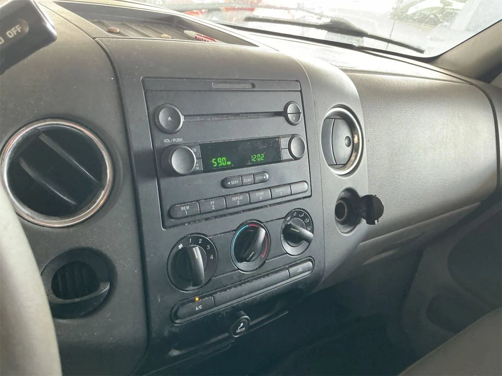 Used 2006 Ford F150 XL RWD image 7