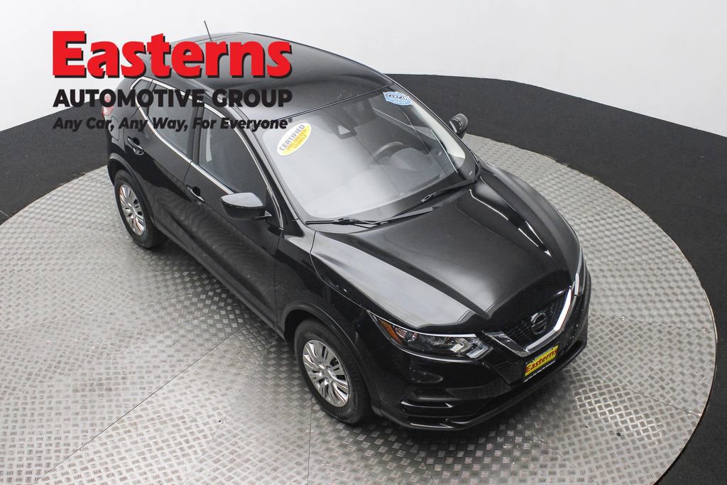 Used 2020 Nissan Rogue Sport S image 3