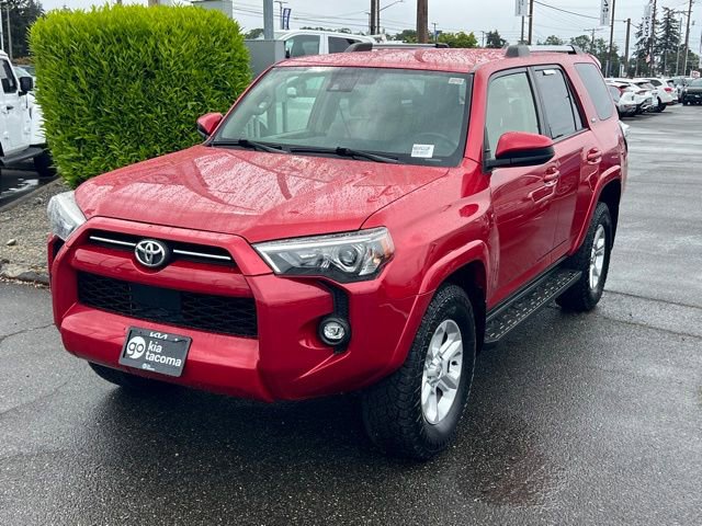 Used 2022 Toyota 4Runner SR5 AWD/4WD image 3