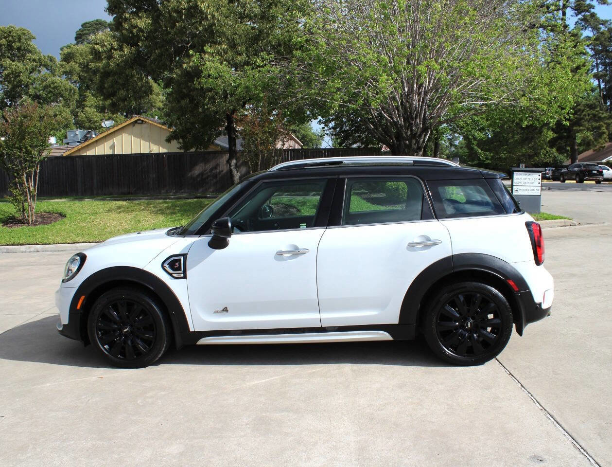Used 2018 MINI Cooper Countryman S image 3