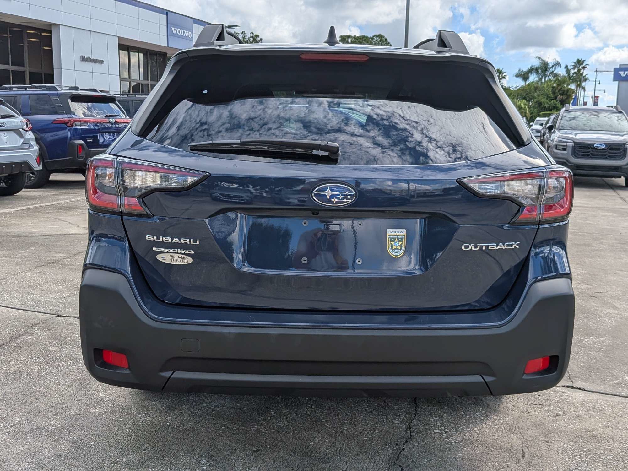Certified 2025 Subaru Outback Premium AWD/4WD image 5