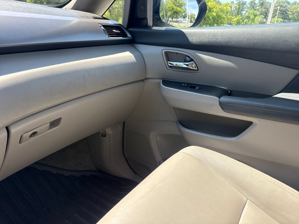 Used 2014 Honda Odyssey Touring Elite image 17