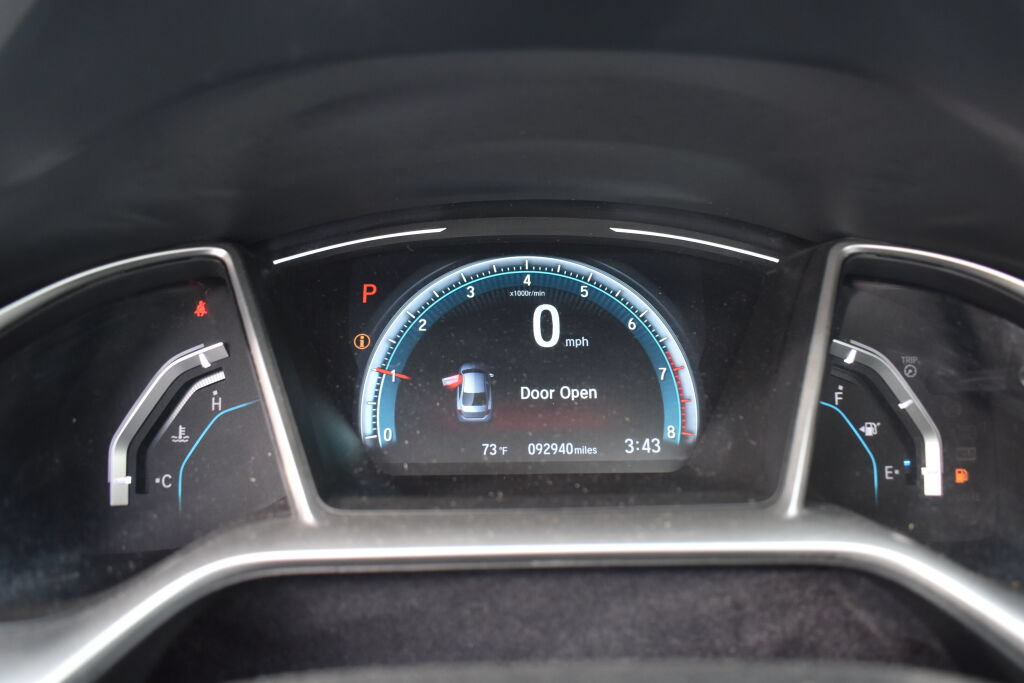 Used 2017 Honda Civic EX image 3