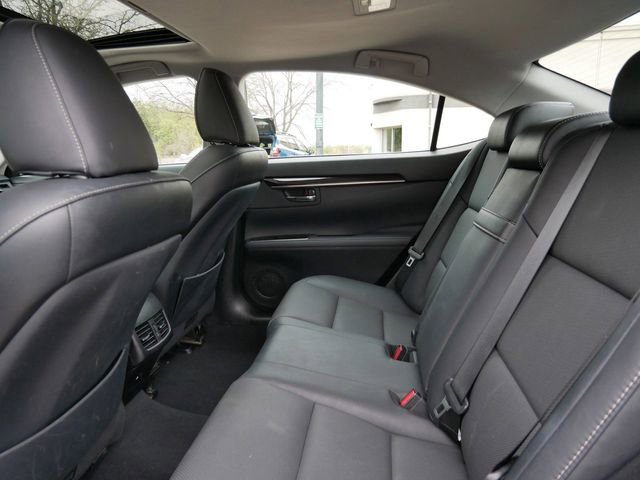 Used 2018 Lexus ES 350 w/ Navigation System Package FWD image 9
