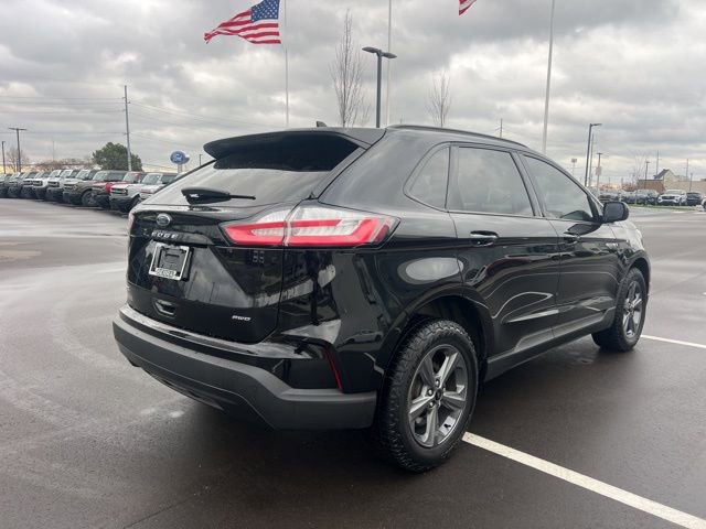 Used 2023 Ford Edge SEL w/ Sport Appearance Package image 5