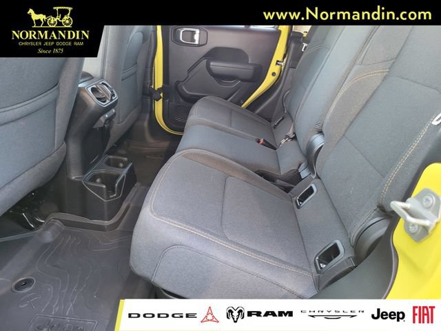 Used 2024 Jeep Gladiator Sport AWD/4WD image 18