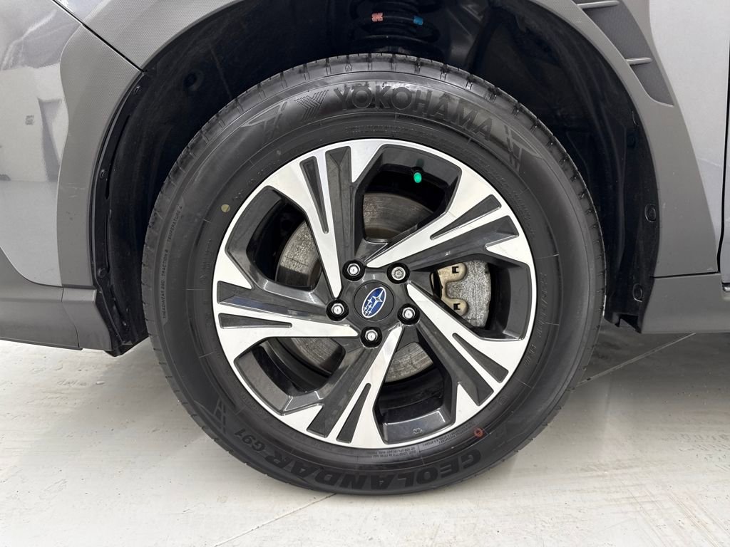 Used 2024 Subaru Crosstrek 2.0i Premium image 8