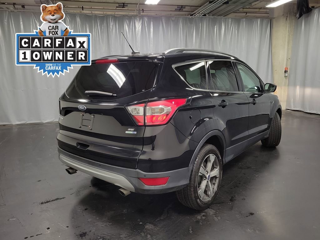 Used 2017 Ford Escape SE w/ SE Leather Comfort Package image 8