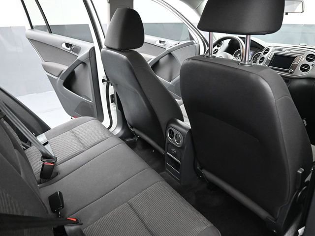 Used 2018 Volkswagen Tiguan Limited image 21