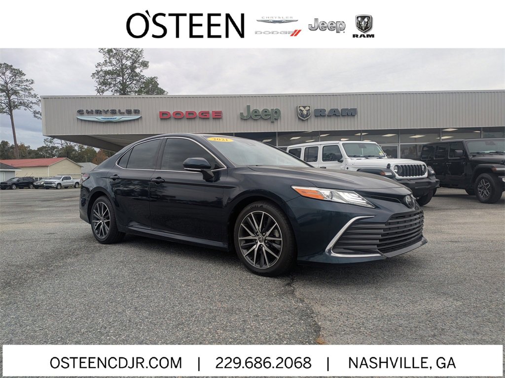 Used 2021 Toyota Camry XLE