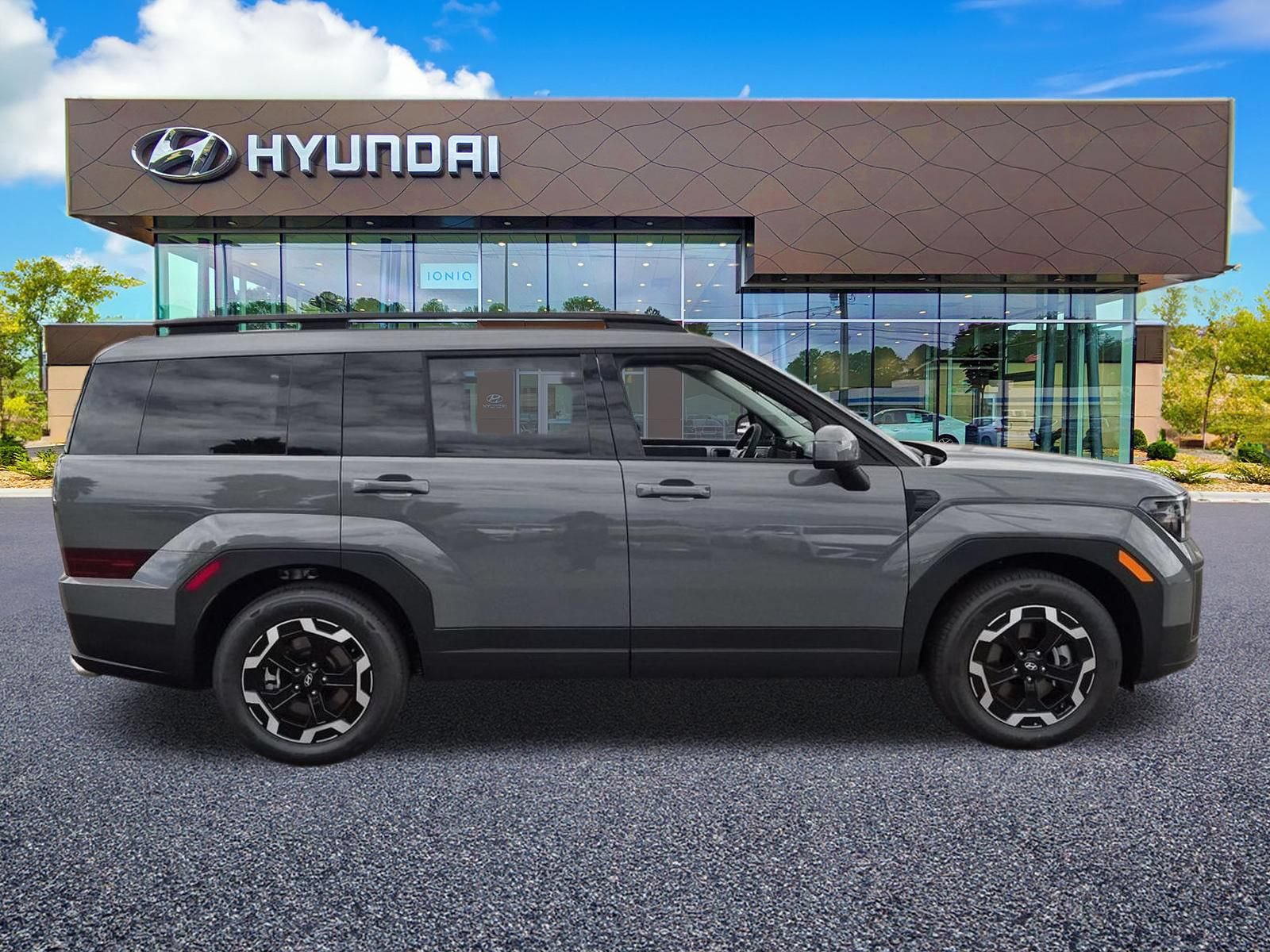 New 2026 Hyundai Santa Fe SEL w/ Tow & Go Package FWD image 5