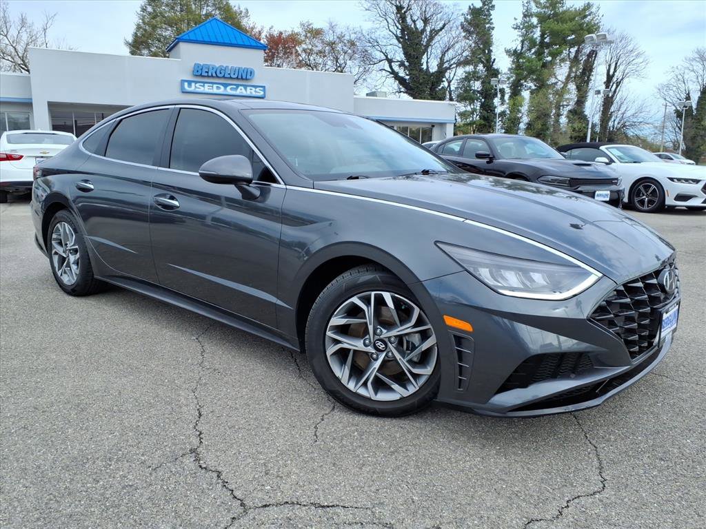 Used 2023 Hyundai Sonata SEL w/ Convenience Package image 2