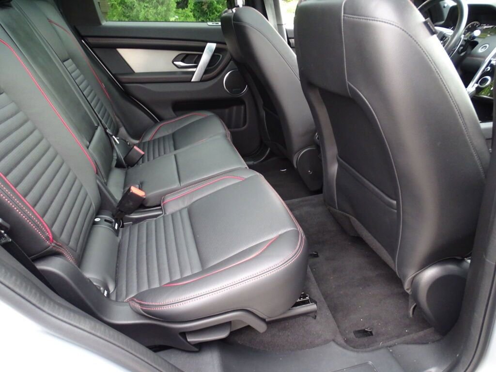 Used 2022 Land Rover Discovery Sport S R-Dynamic image 13