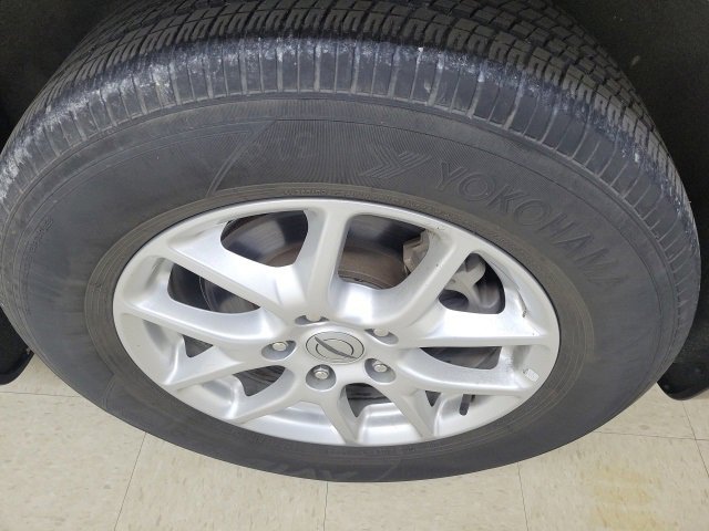 Used 2023 Chrysler Pacifica Touring-L image 9