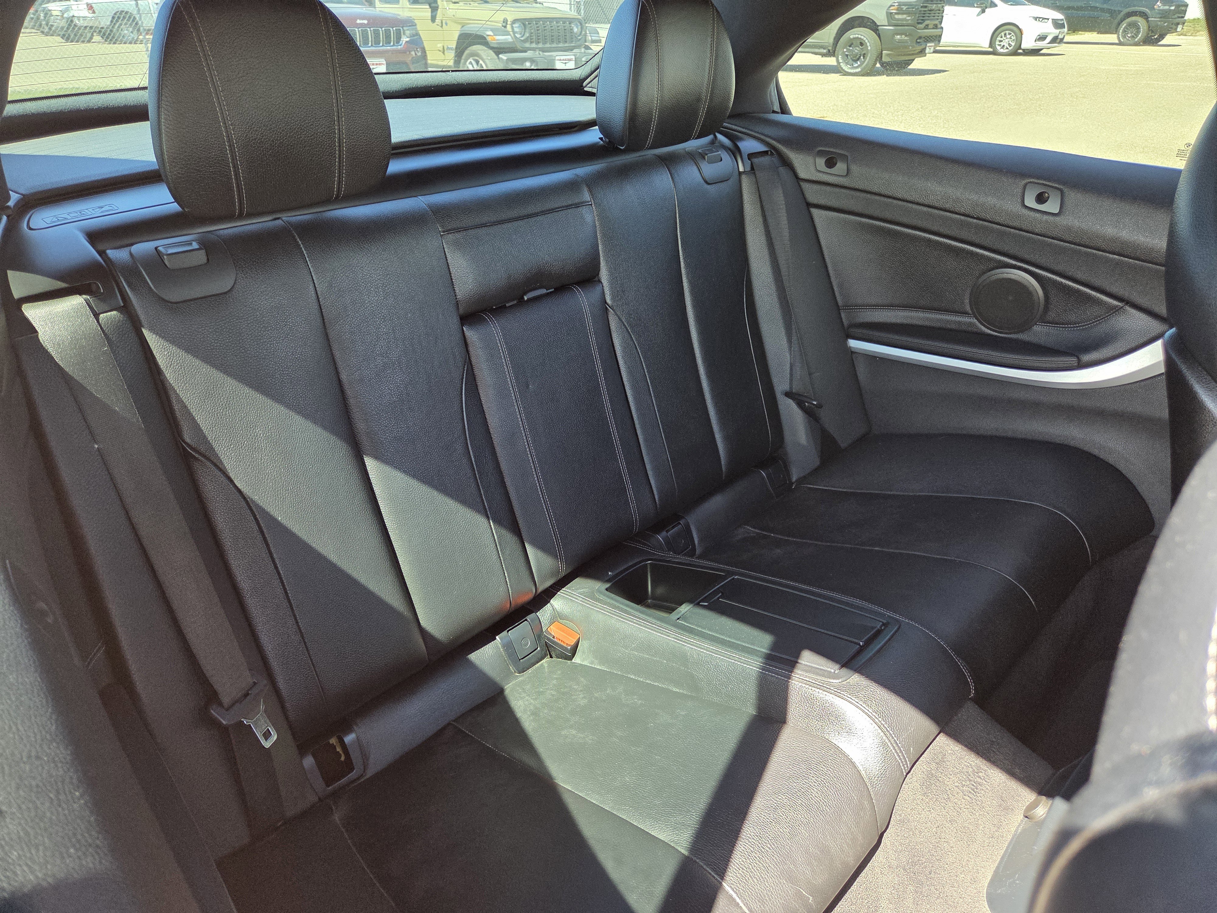 Used 2018 BMW 430i xDrive Convertible image 16