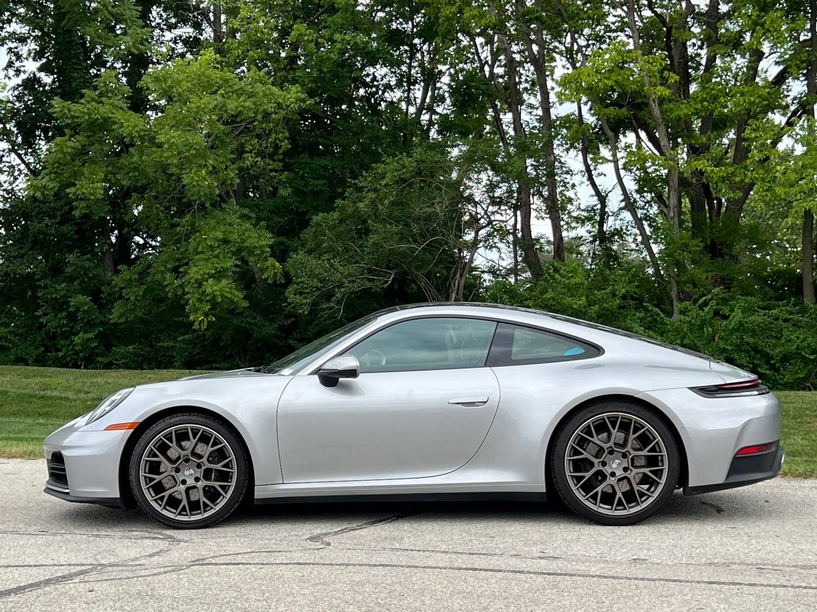 Certified 2025 Porsche 911 Carrera RWD image 2