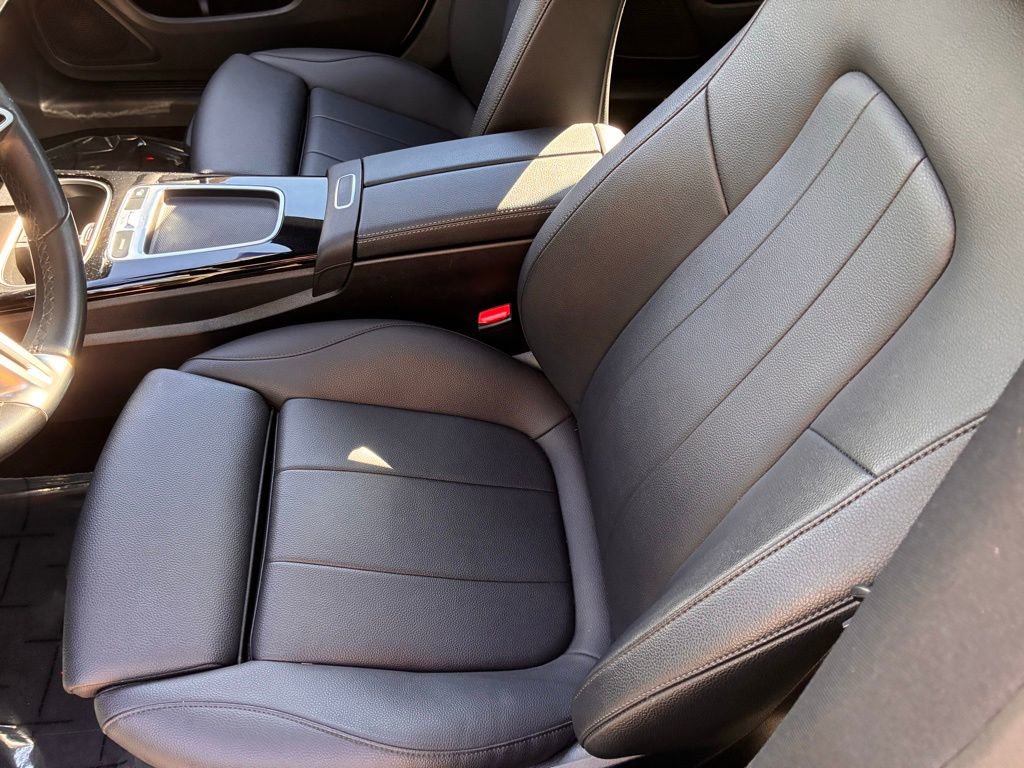 Used 2025 Mercedes-Benz CLA 250 4MATIC image 27