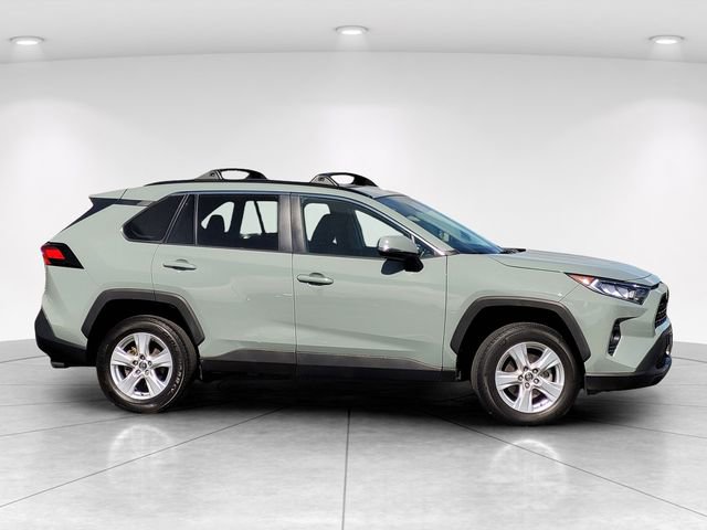 Used 2021 Toyota RAV4 XLE w/ Convenience Package image 8