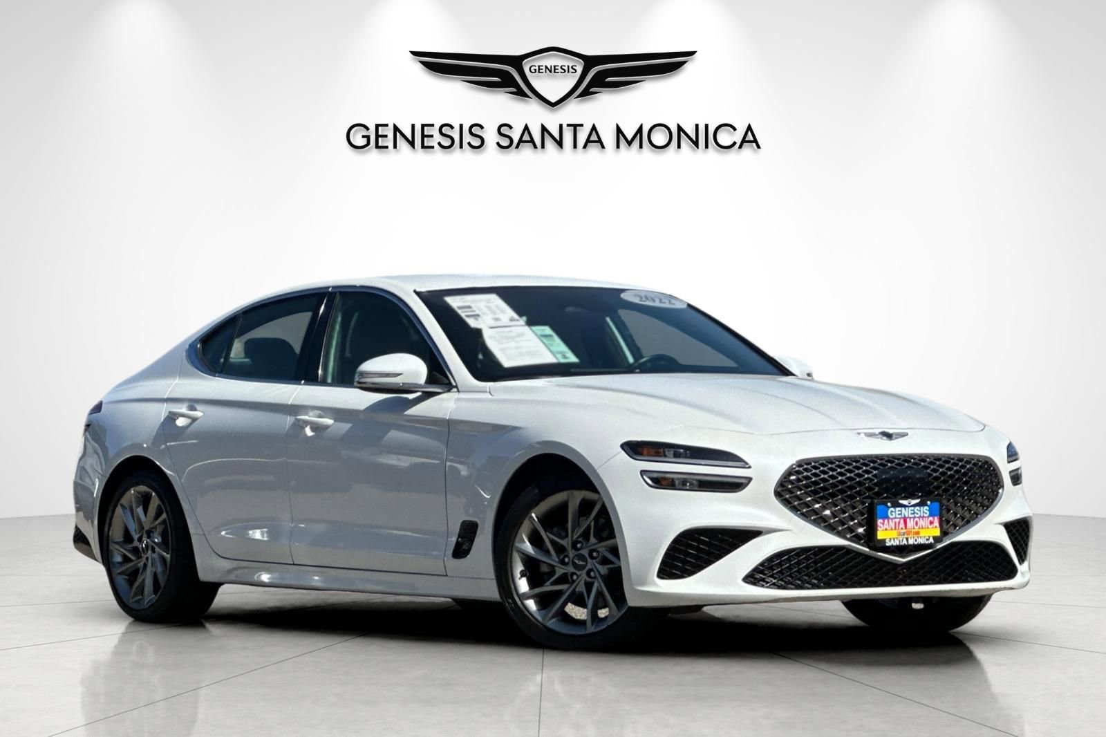 Used 2022 Genesis G70 2.0T RWD image 2