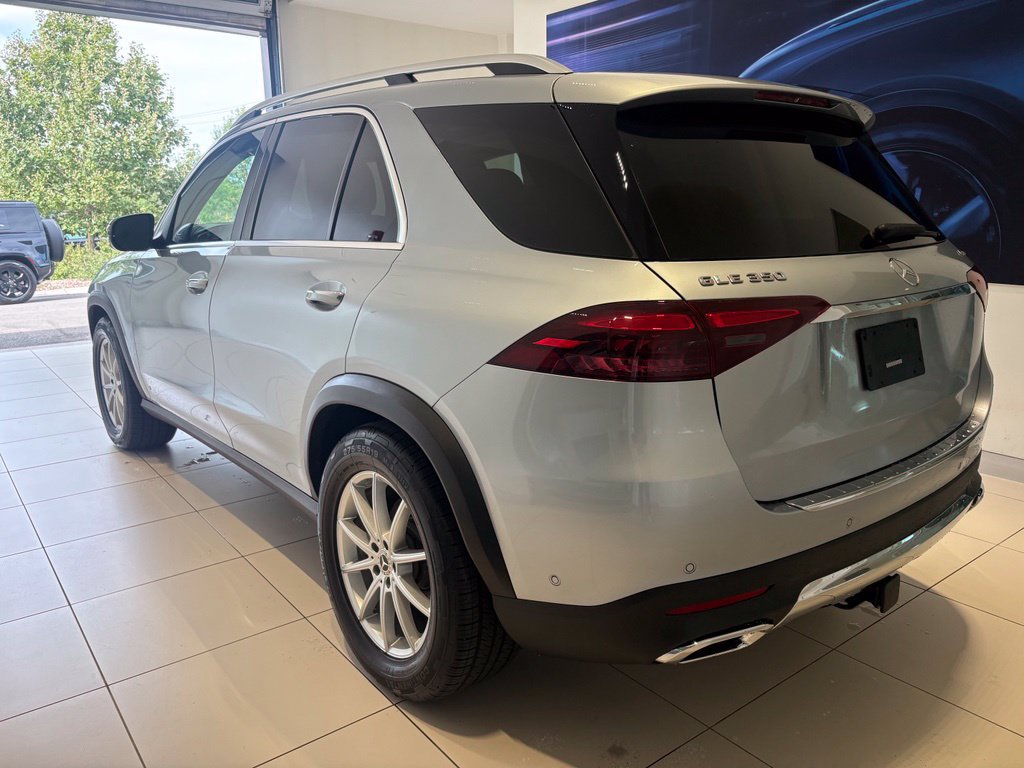 Used 2024 Mercedes-Benz GLE 350 4MATIC image 2
