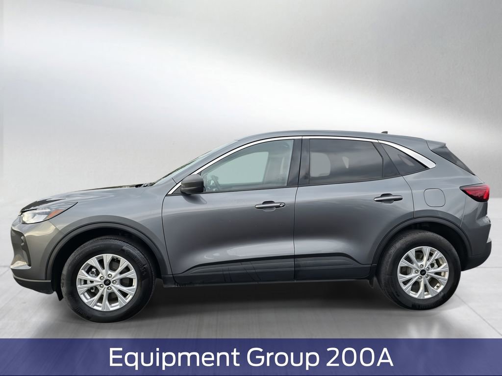 Used 2024 Ford Escape Active AWD/4WD image 3