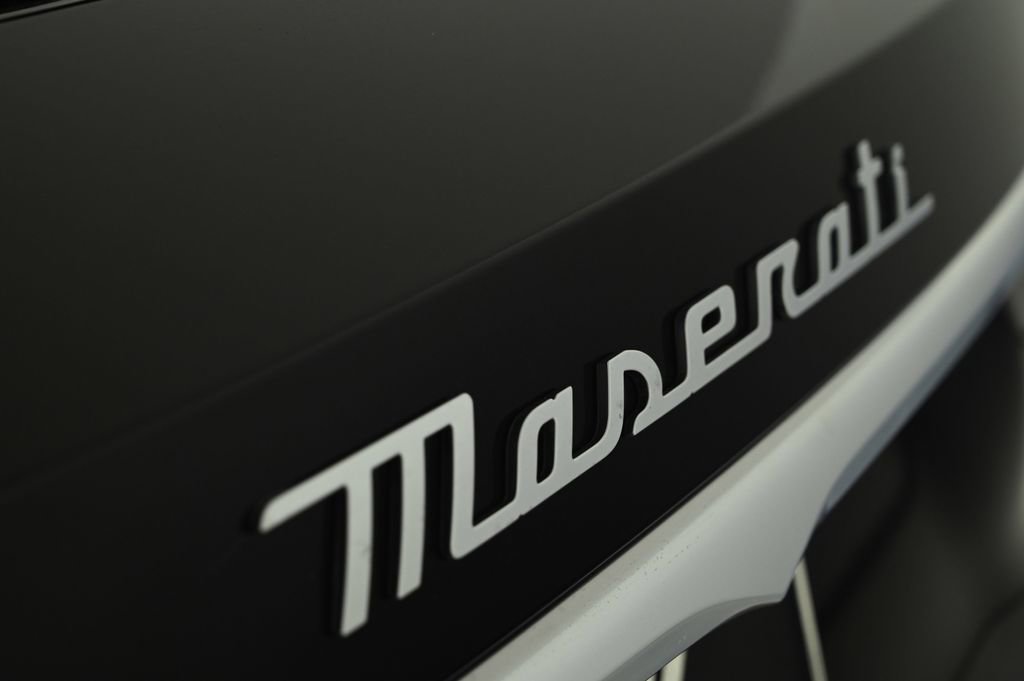 New 2025 Maserati Grecale GT image 23