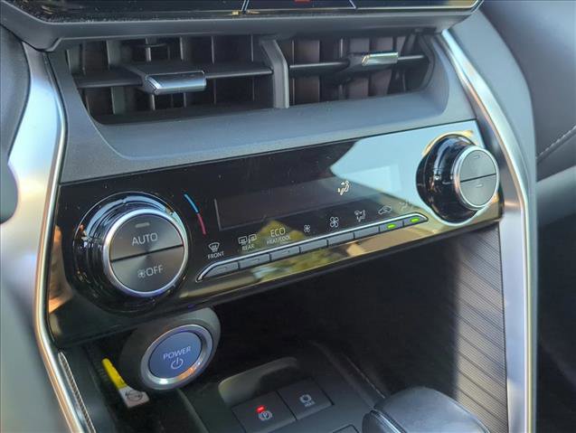 Used 2021 Toyota Venza XLE image 20