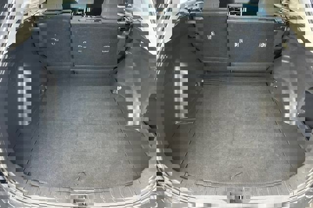 Certified 2025 Toyota RAV4 LE image 19