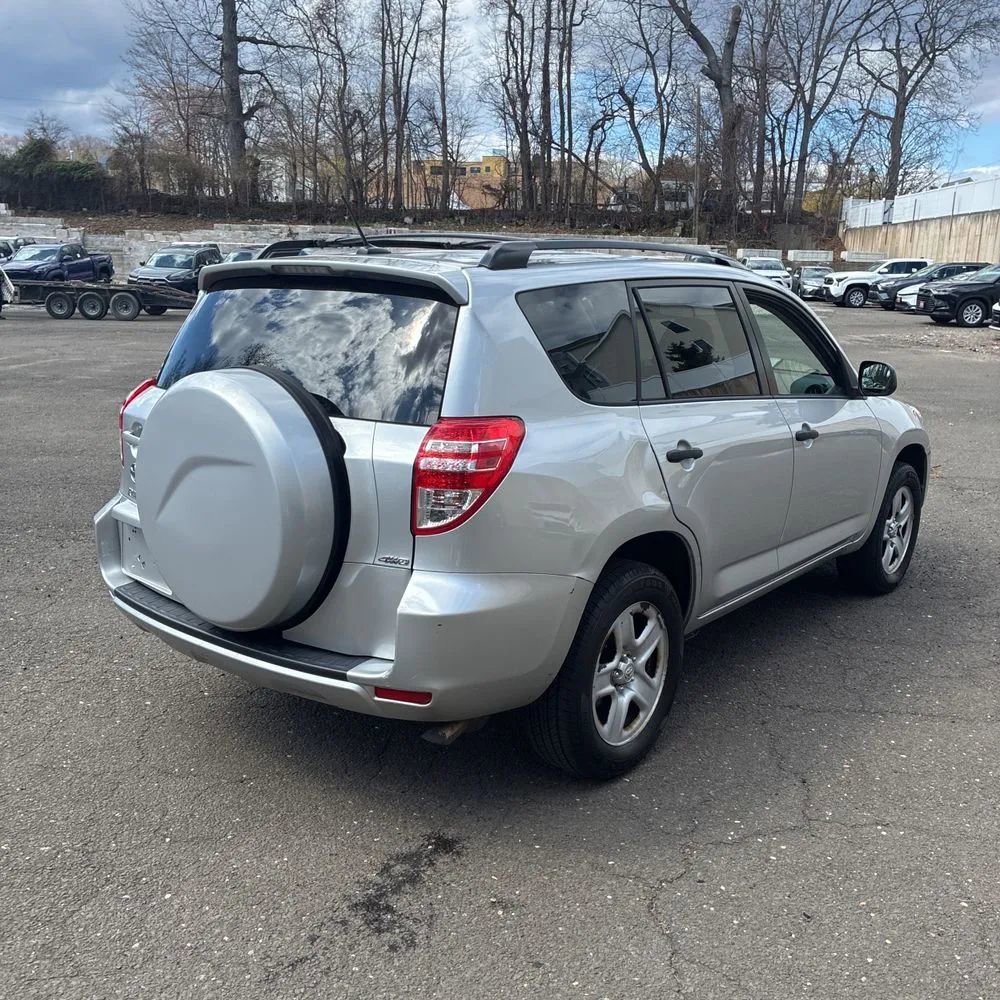 Used 2012 Toyota RAV4 4WD w/ Value Pkg image 9