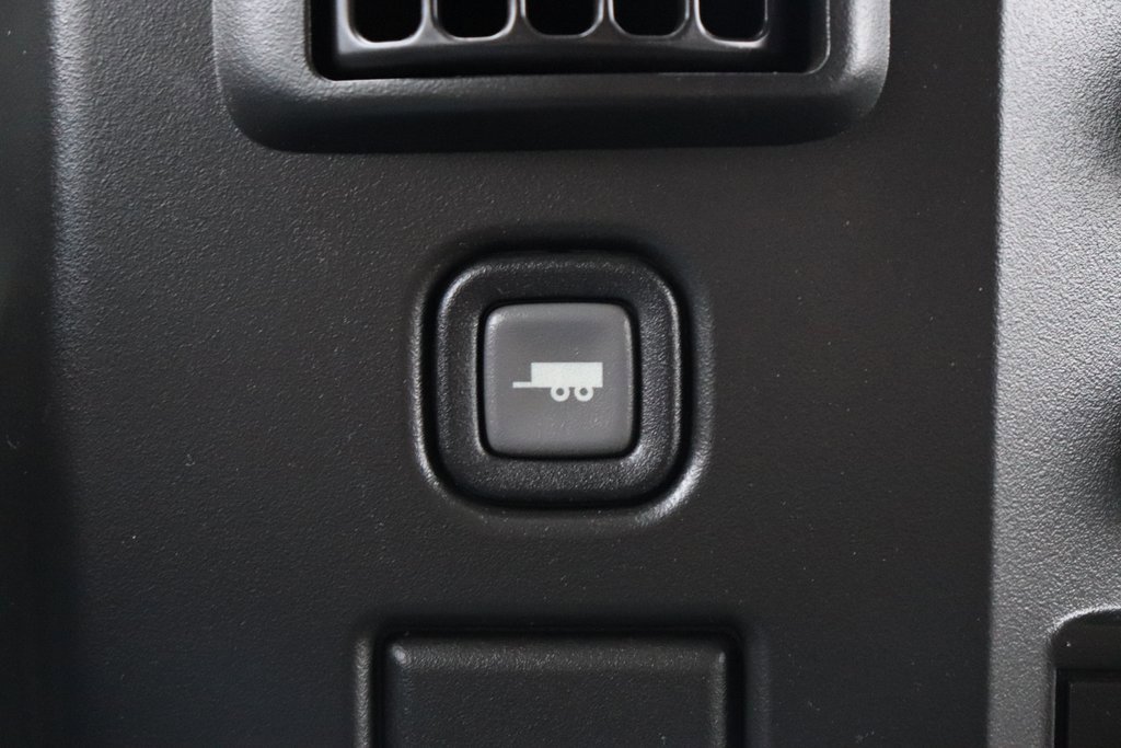 Used 2005 Chevrolet Express 3500 Extended Passenger w/ LS Preferred Equipment Group image 25