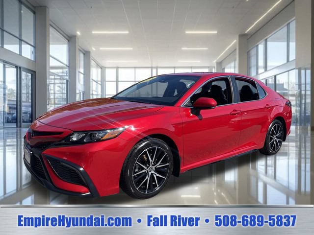 Used 2024 Toyota Camry SE