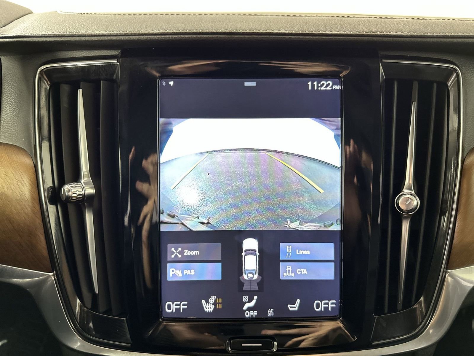 Used 2018 Volvo S90 T6 Inscription image 21