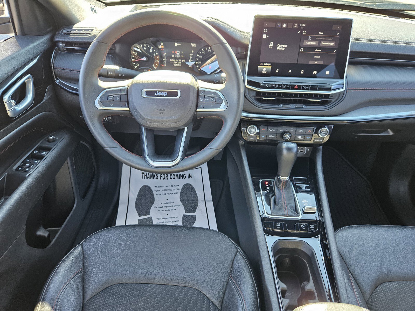 Used 2024 Jeep Compass Trailhawk image 10