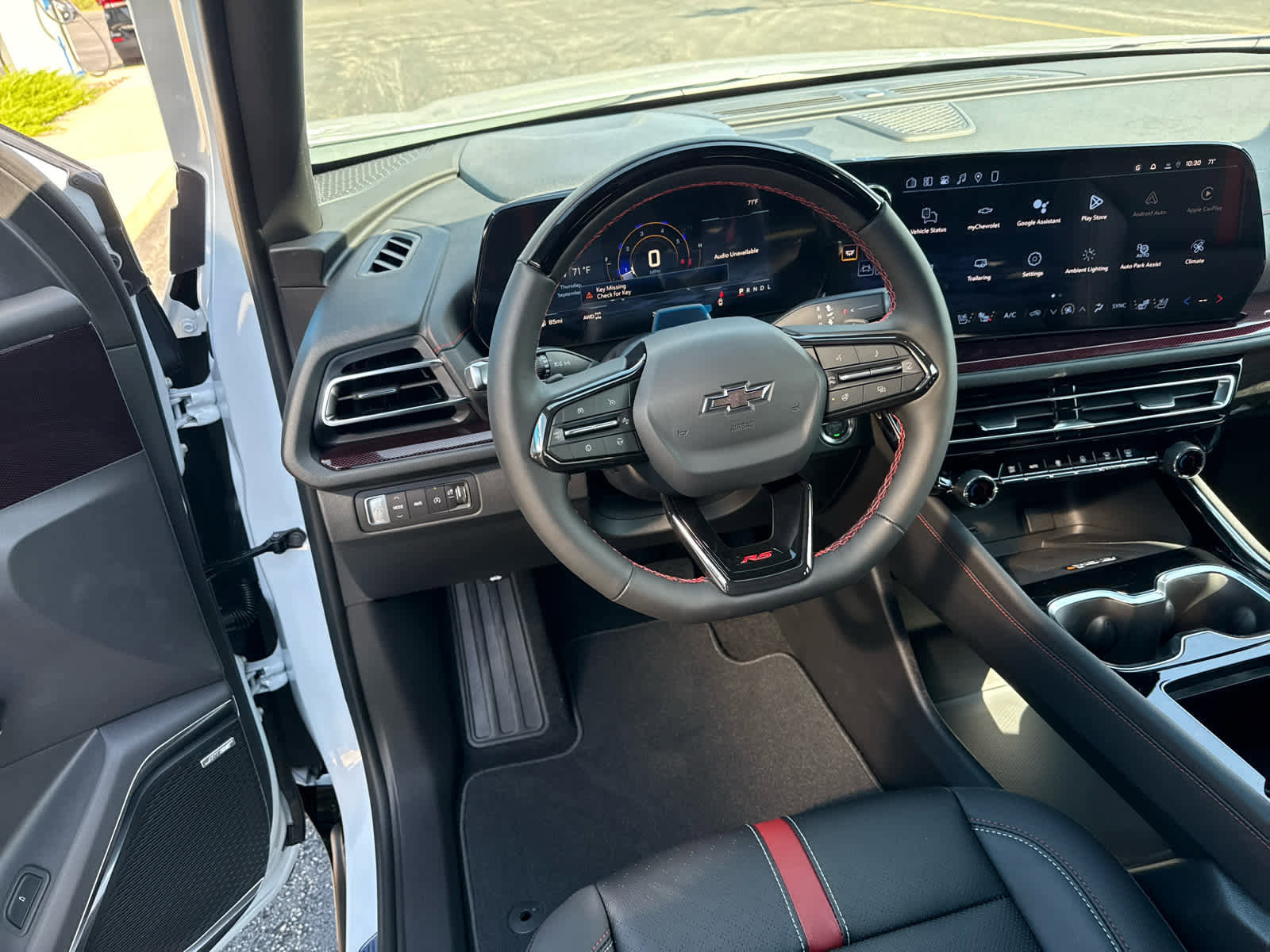 New 2026 Chevrolet Traverse RS image 5