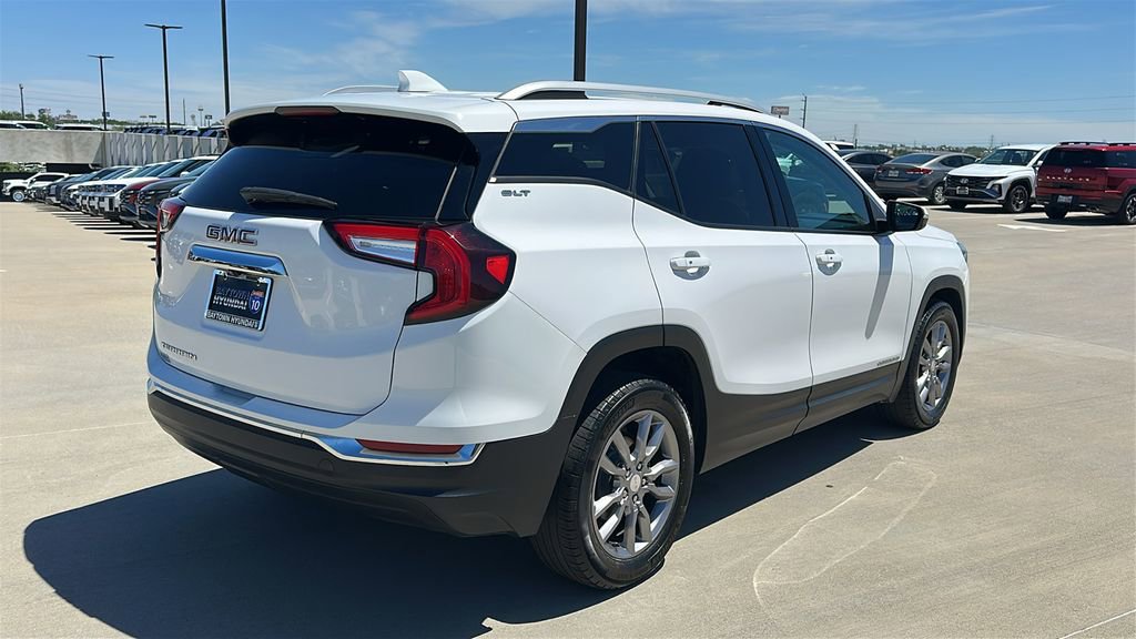 Used 2022 GMC Terrain SLT image 12