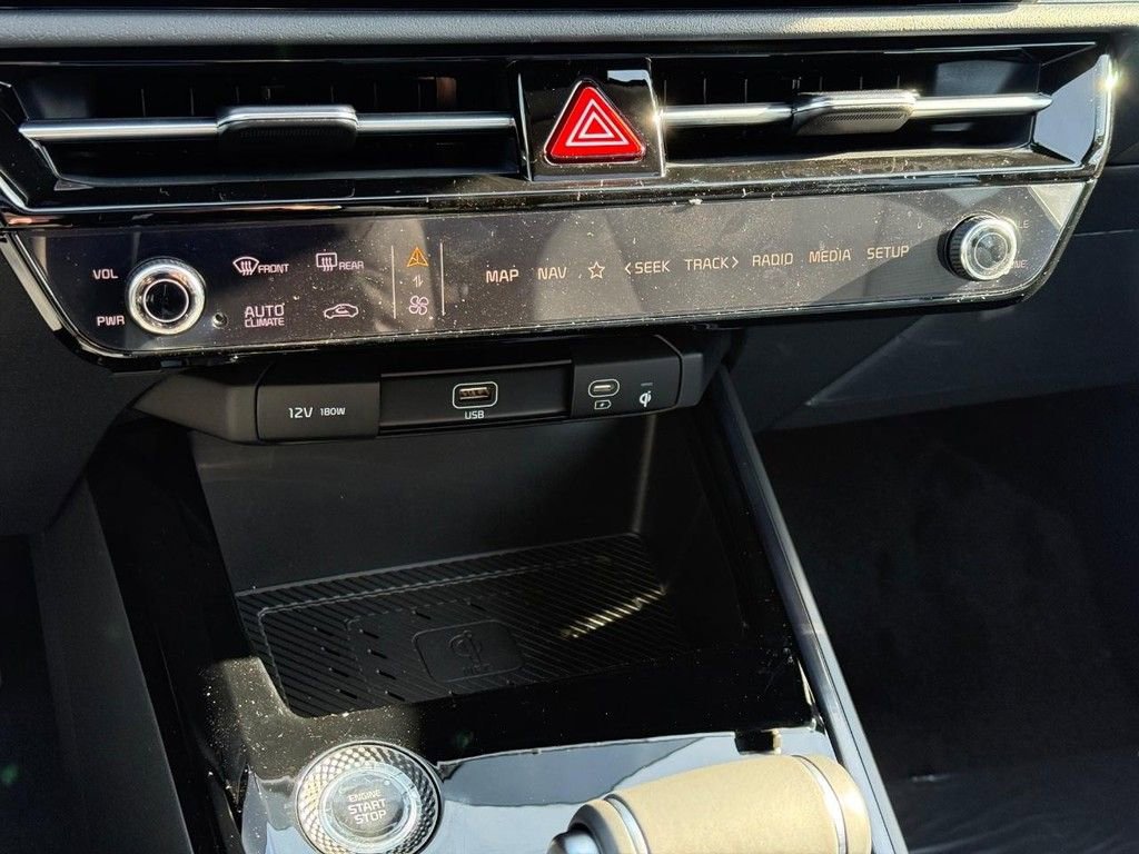 New 2026 Kia Niro SX image 13