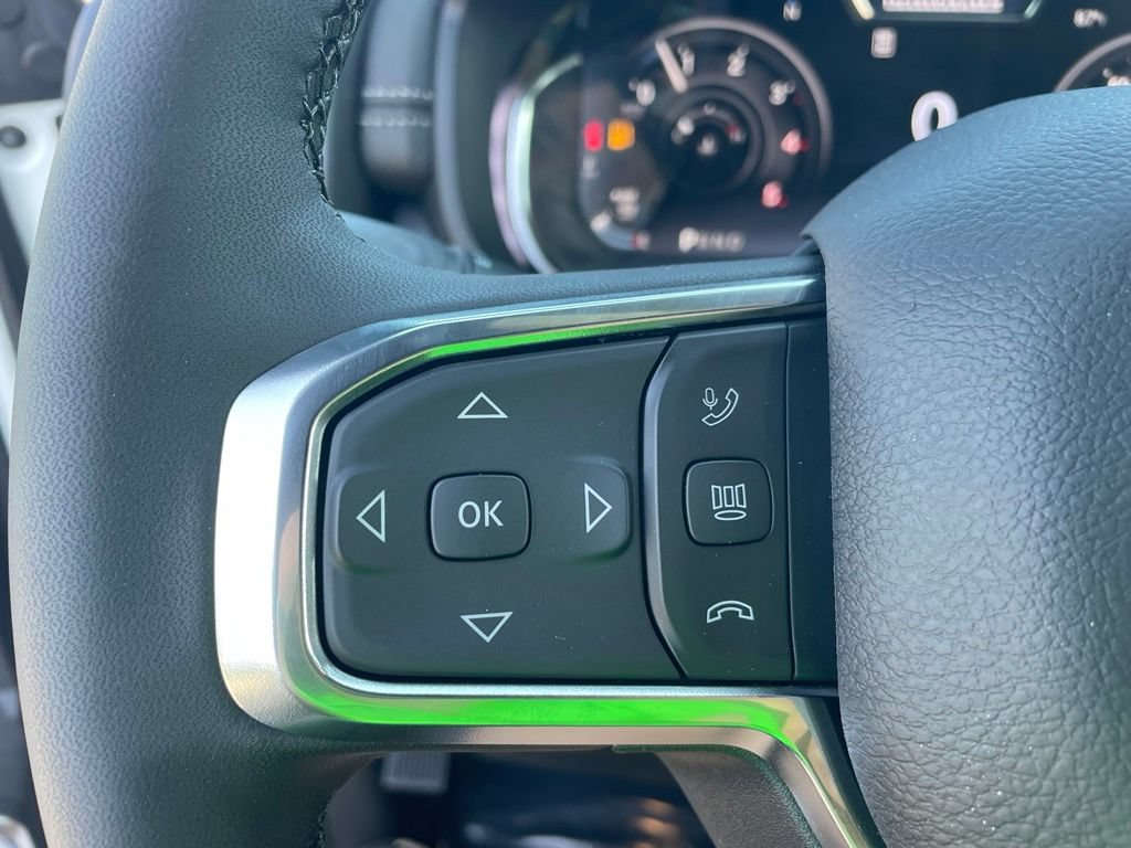 New 2026 RAM 2500 Laramie AWD/4WD image 29