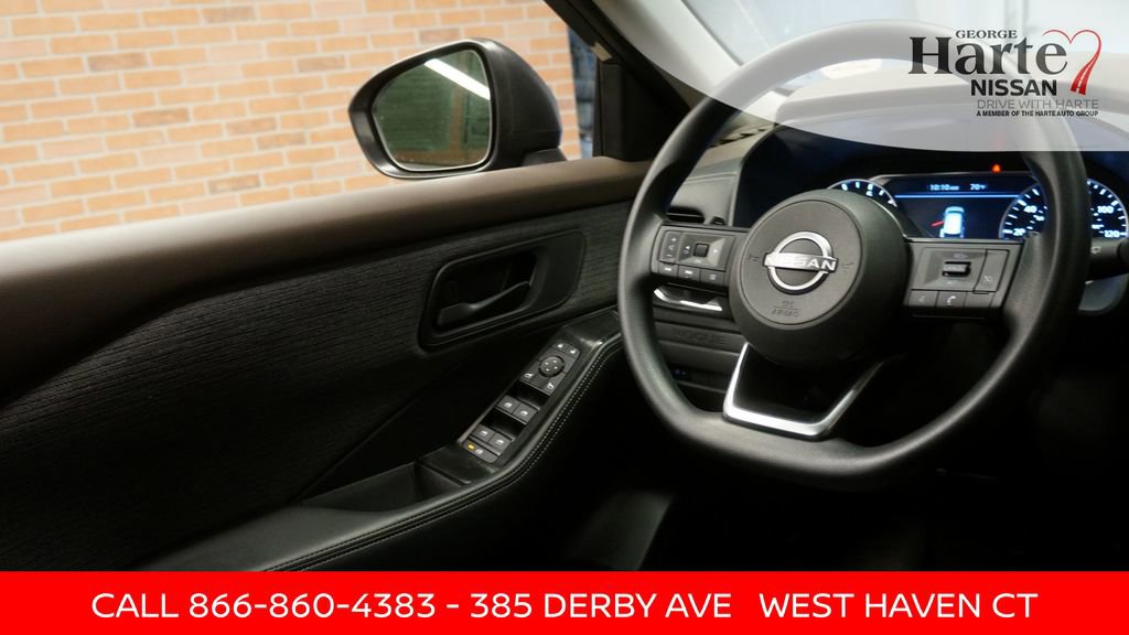 Certified 2022 Nissan Rogue S image 31