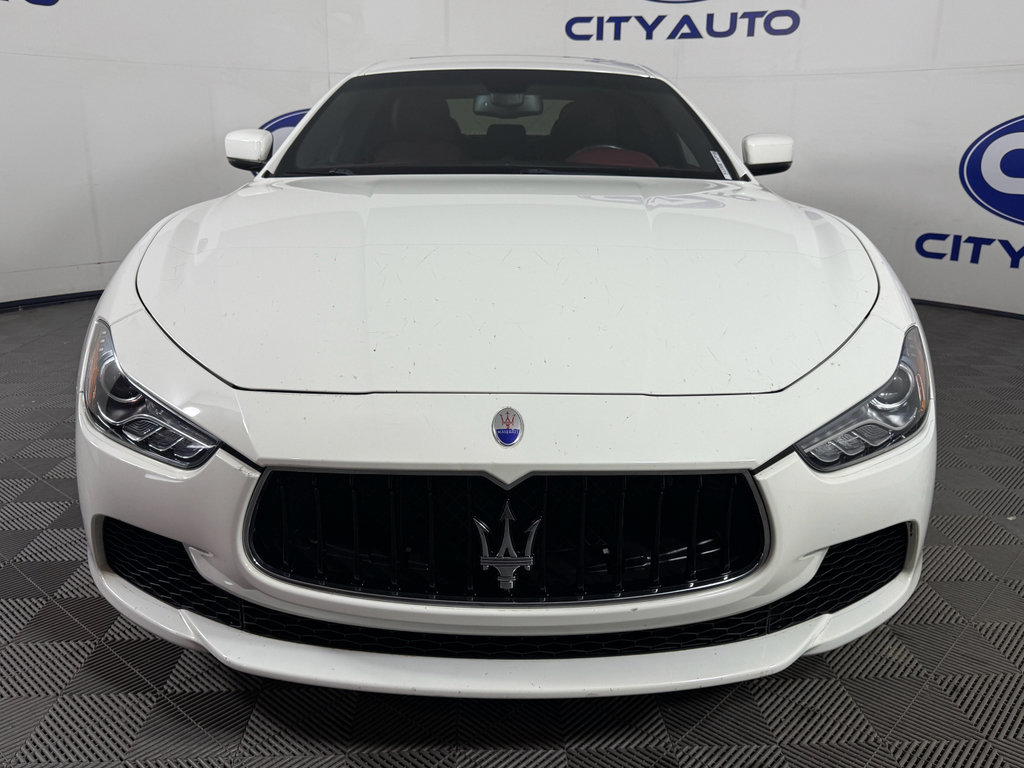 Used 2016 Maserati Ghibli Base image 2