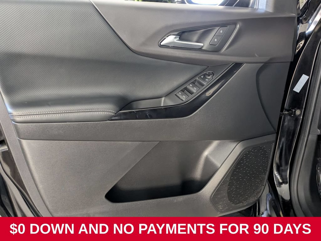 Used 2025 Chevrolet Equinox LT FWD image 11