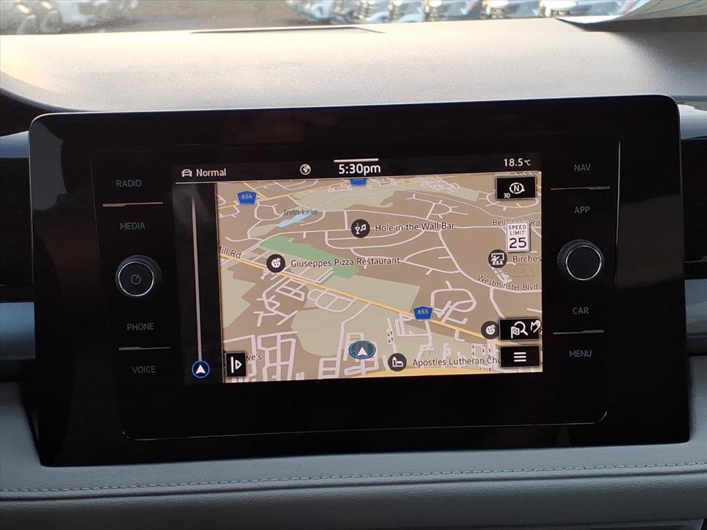 New 2025 Volkswagen Taos SEL image 15