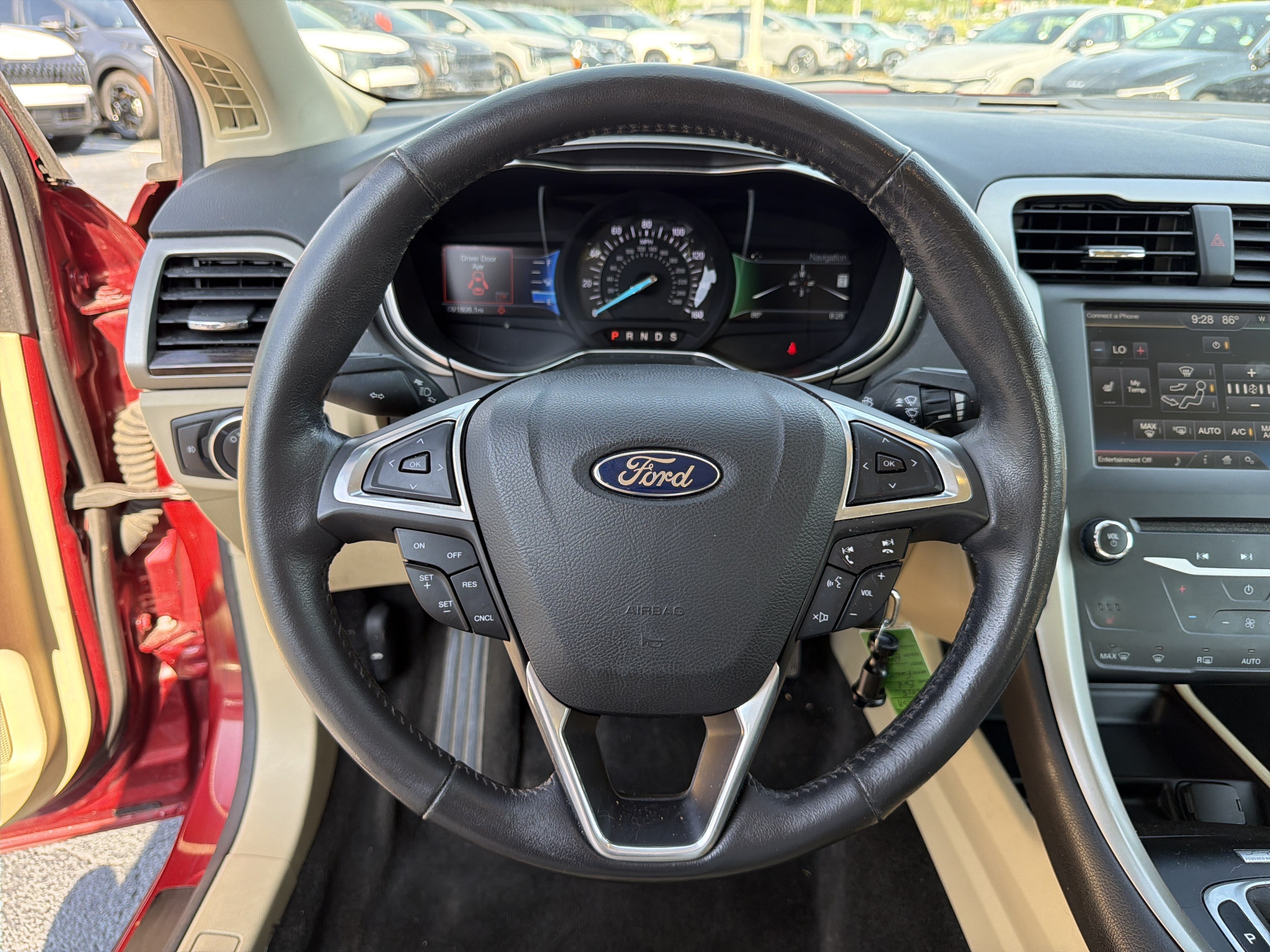 Used 2015 Ford Fusion SE w/ Equipment Group 202A FWD image 21