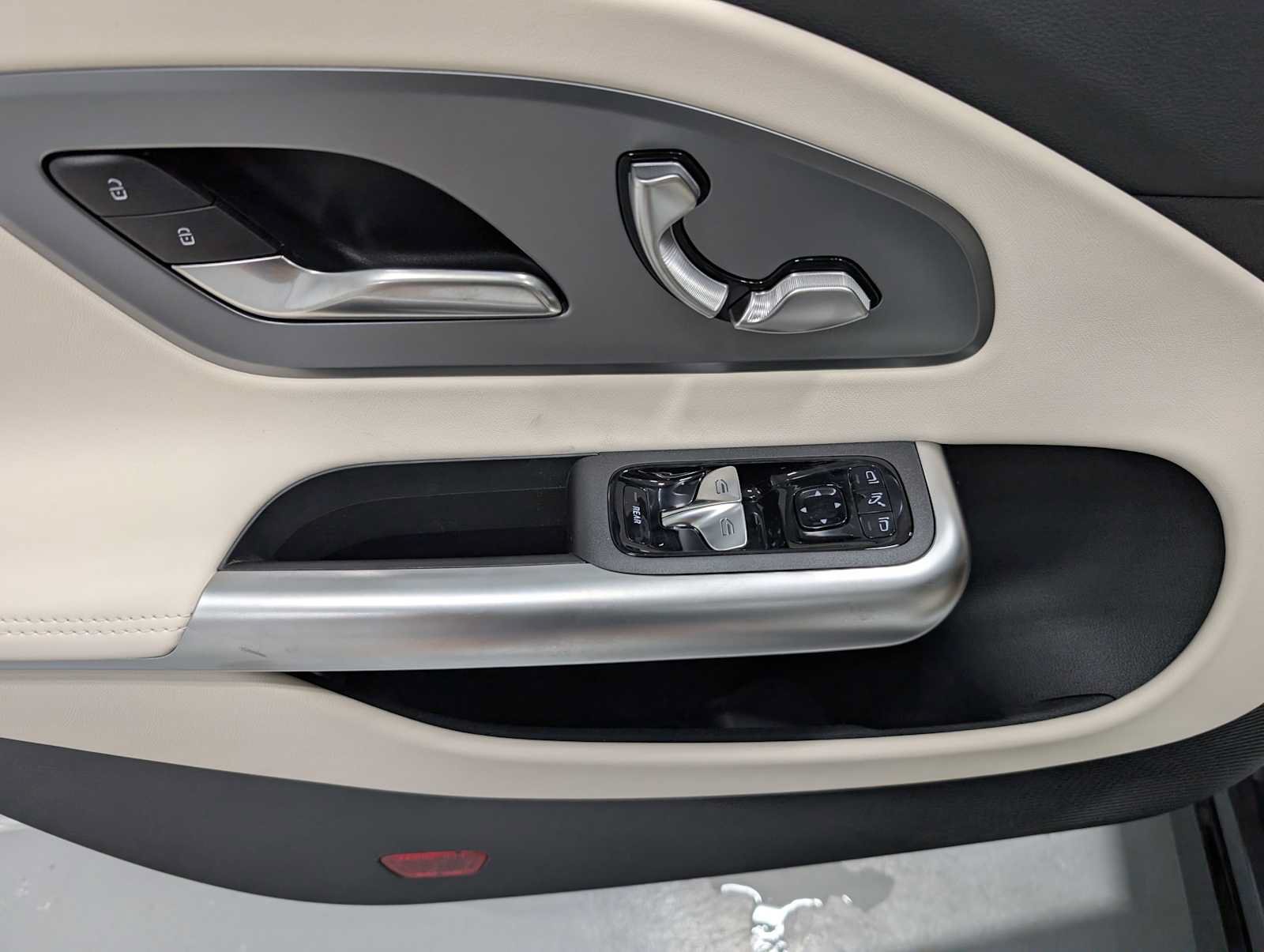 New 2027 Mercedes-Benz CLA 220 image 31