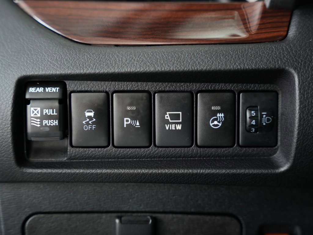 Used 2019 Toyota Sienna Limited Premium image 51