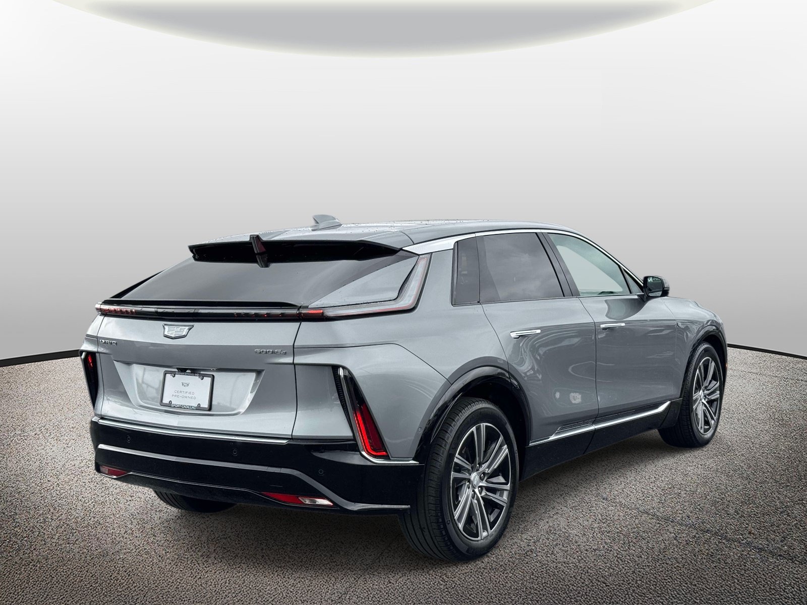 Certified 2024 Cadillac Lyriq Luxury AWD/4WD image 26
