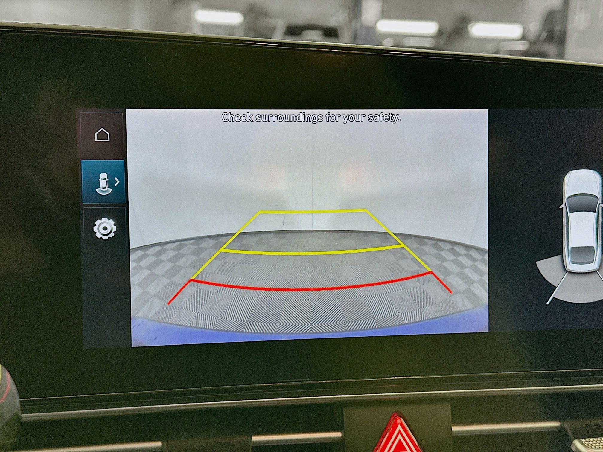 Used 2023 Hyundai Elantra Limited w/ Cargo Package image 23