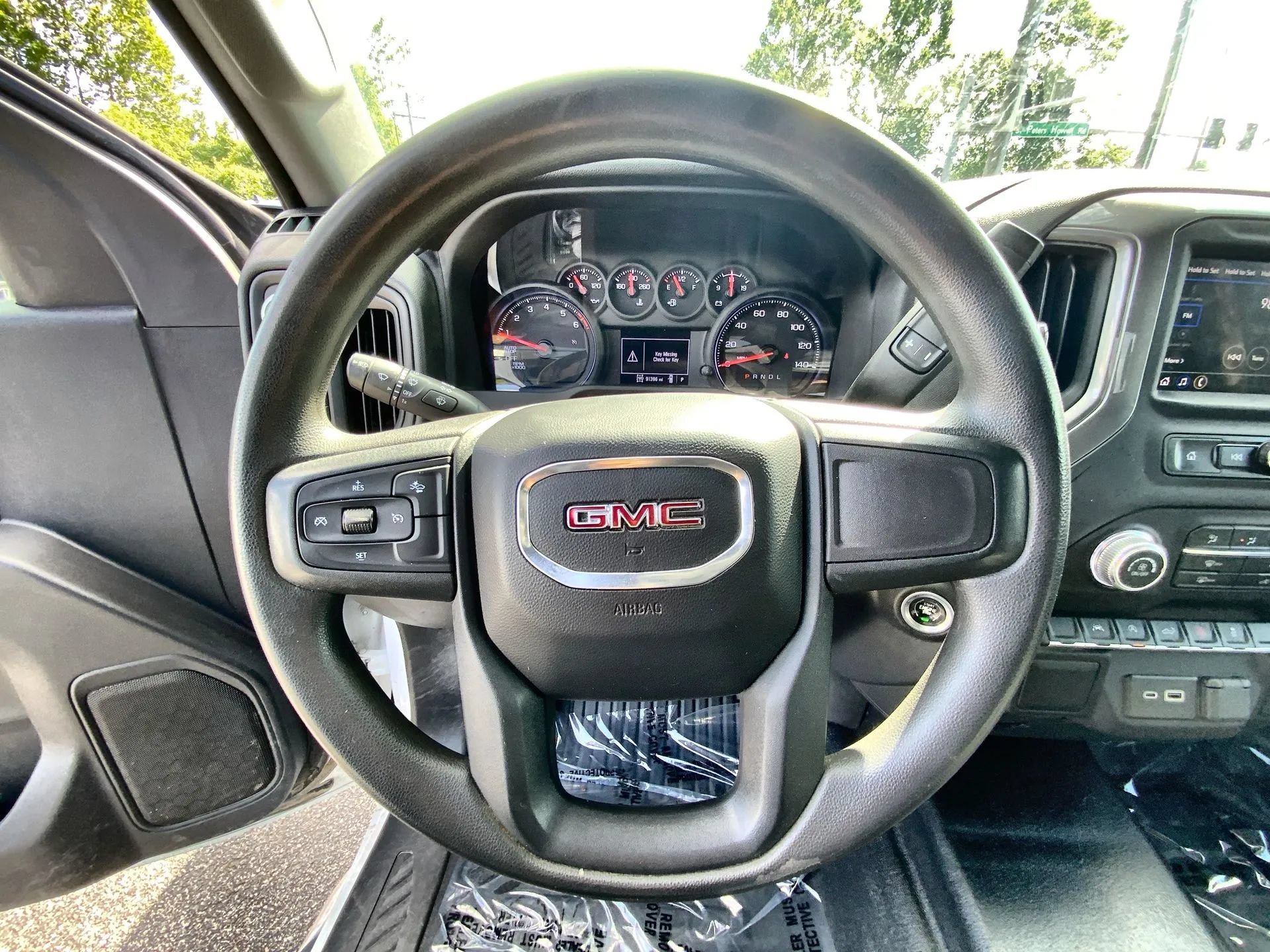 Used 2022 GMC Sierra 1500 Pro w/ Pro Value Package AWD/4WD image 11