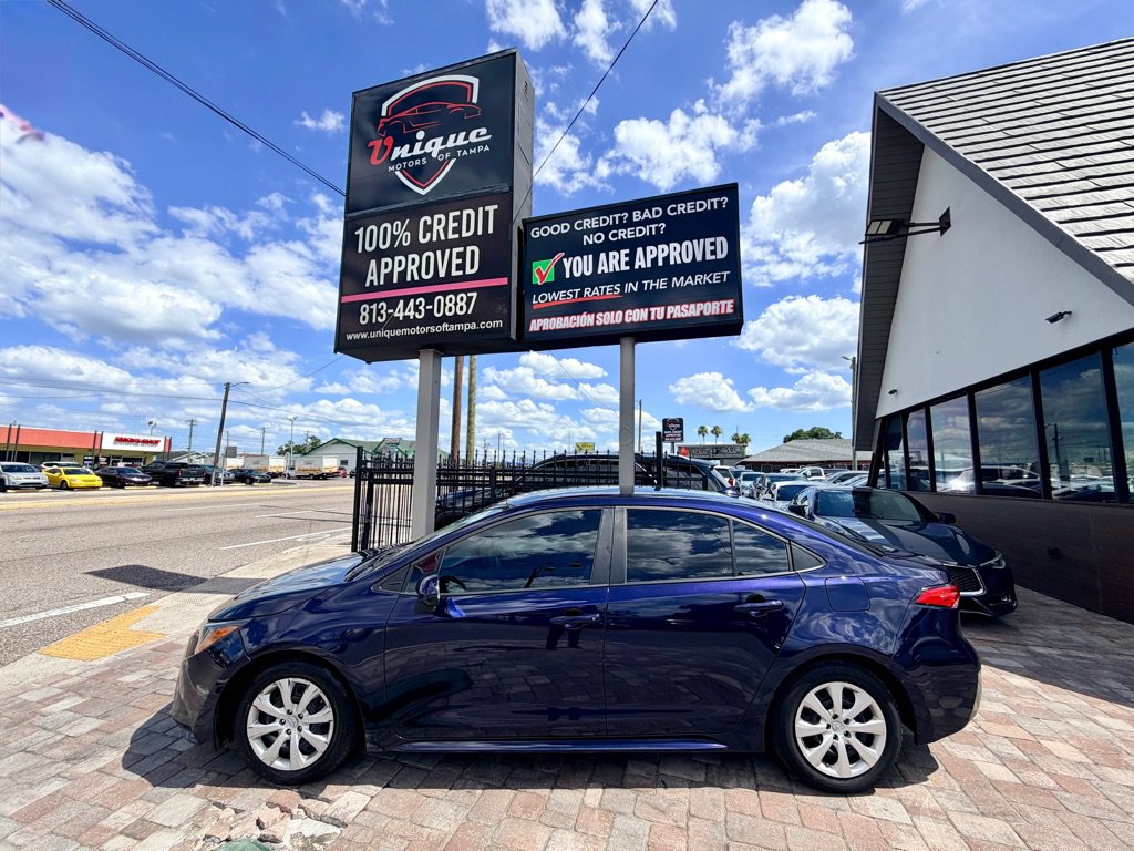 Used 2022 Toyota Corolla LE FWD image 25