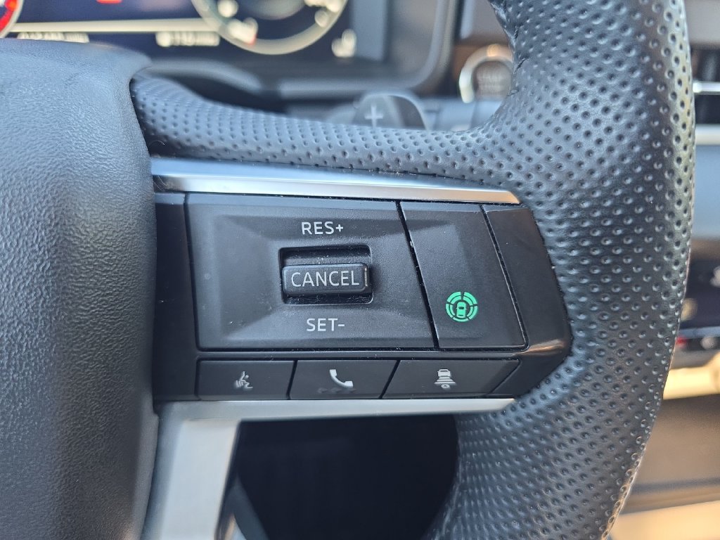 Used 2024 Mitsubishi Outlander SEL AWD/4WD image 34