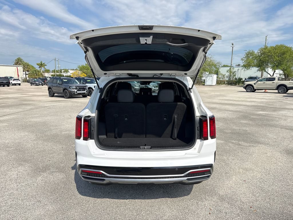 Used 2022 Kia Sorento S image 29